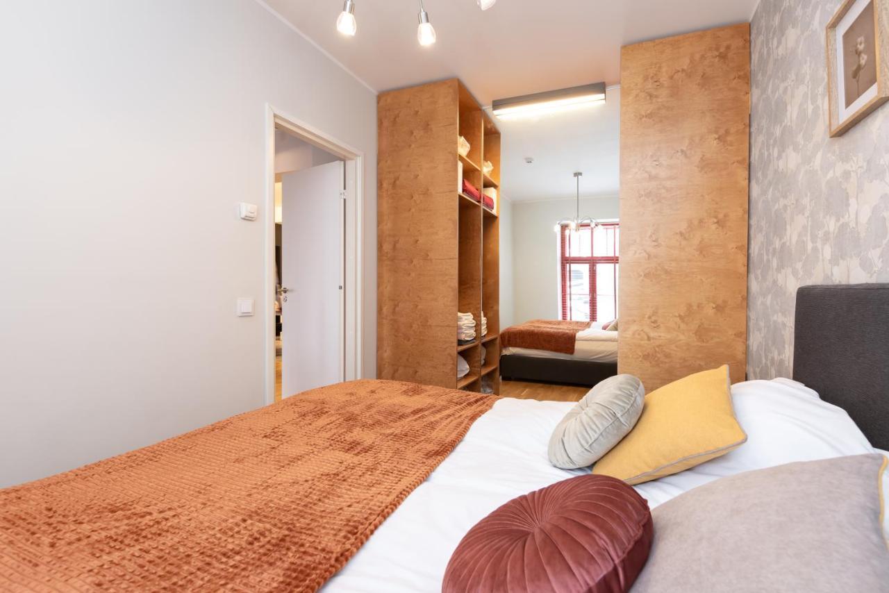 Stylish Apartment With Parking In Telliskivi Tallin Exterior foto
