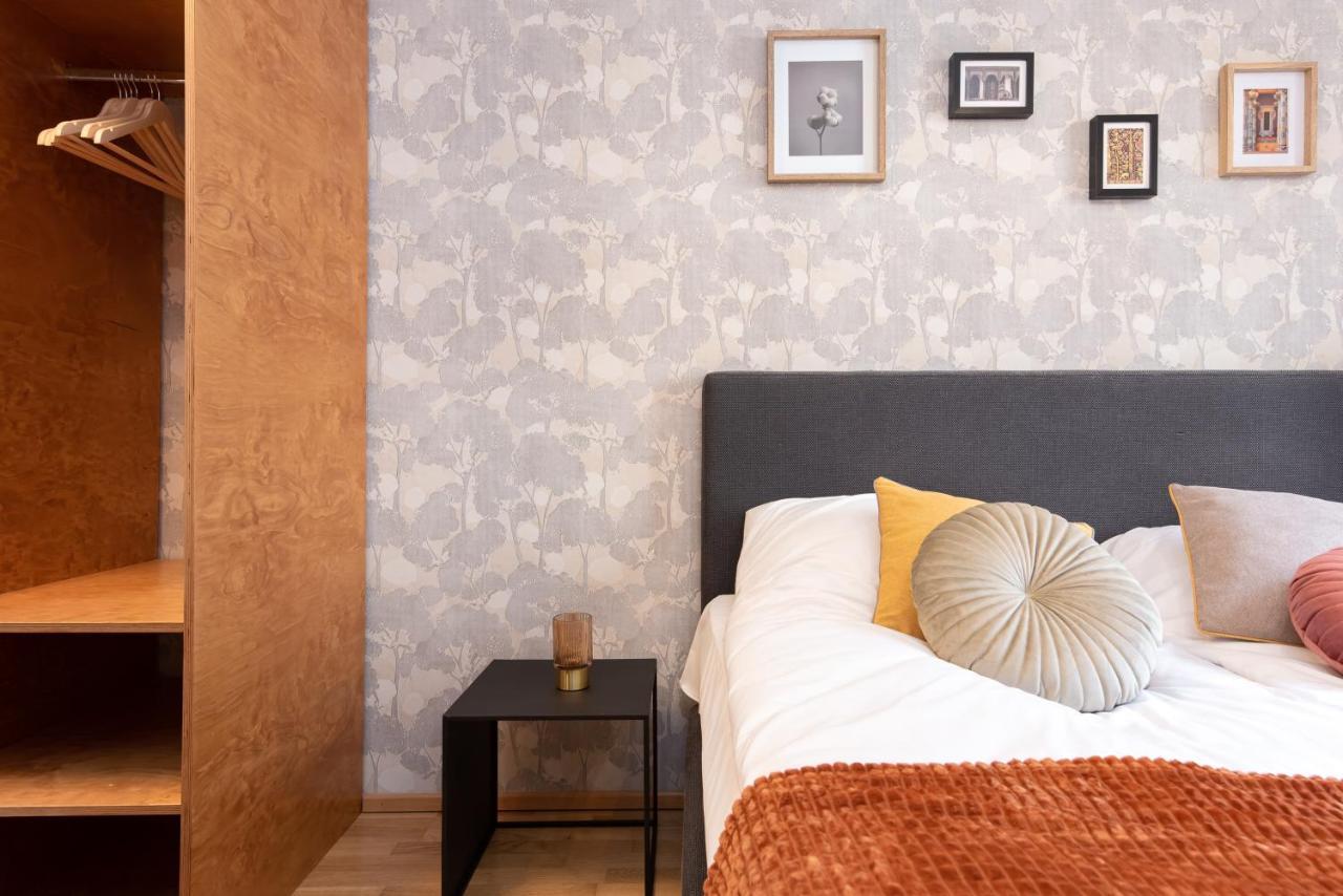 Stylish Apartment With Parking In Telliskivi Tallin Exterior foto